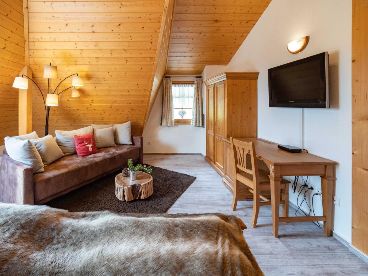 Holiday Apartements By Hotel Gruener Baum Feldberg Feldberg  Esterno foto